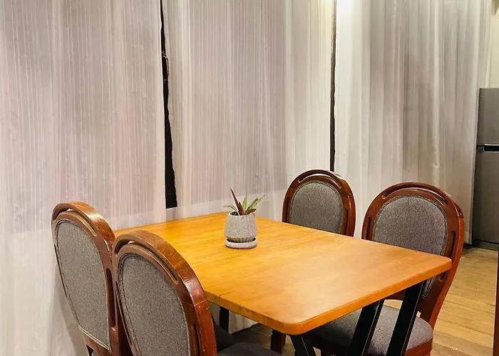 Roya Khmer Apartament
