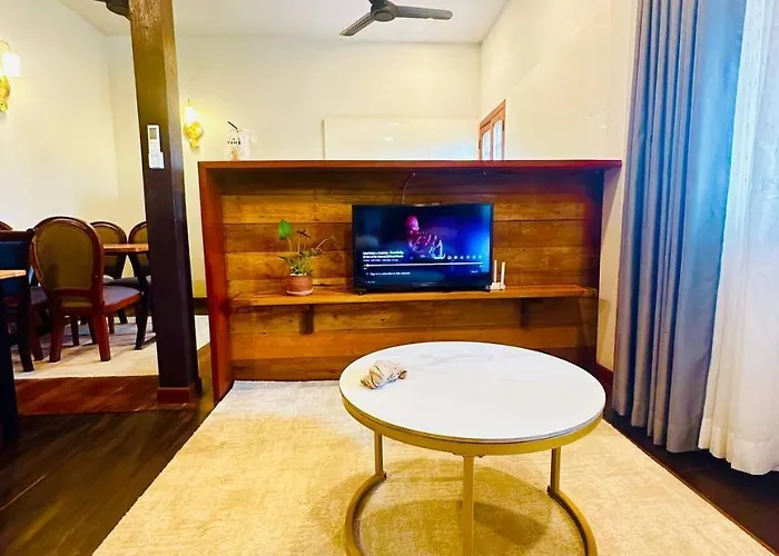 Roya Khmer Apartament